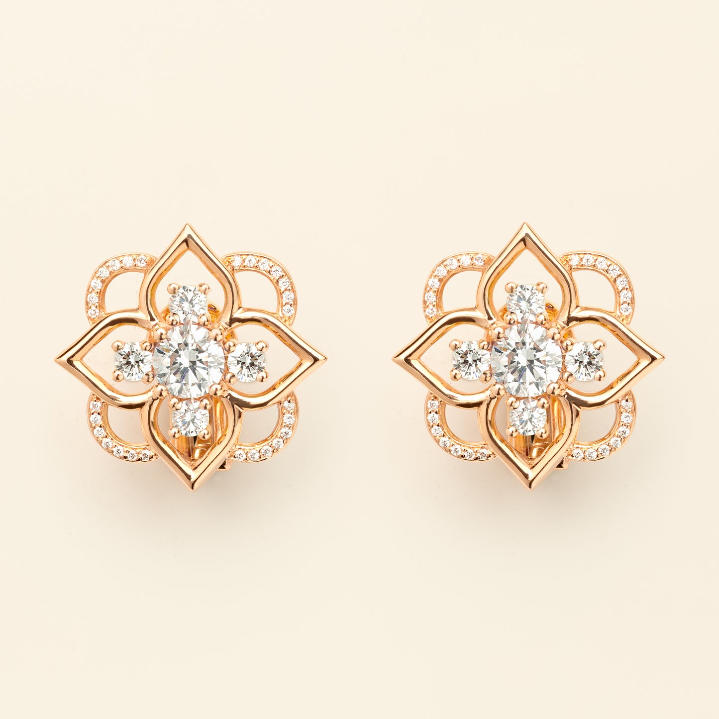 ジャルディーノ ピアス ダイヤモンド